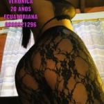 VERONICA LINDA NENA CALIENTE 