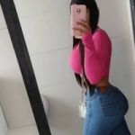 Caliente estrechita deliciosa y tremenda en la cama 0998885432
