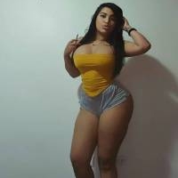 Hermosa mujer colombiana complaciente y sensual 0979357726